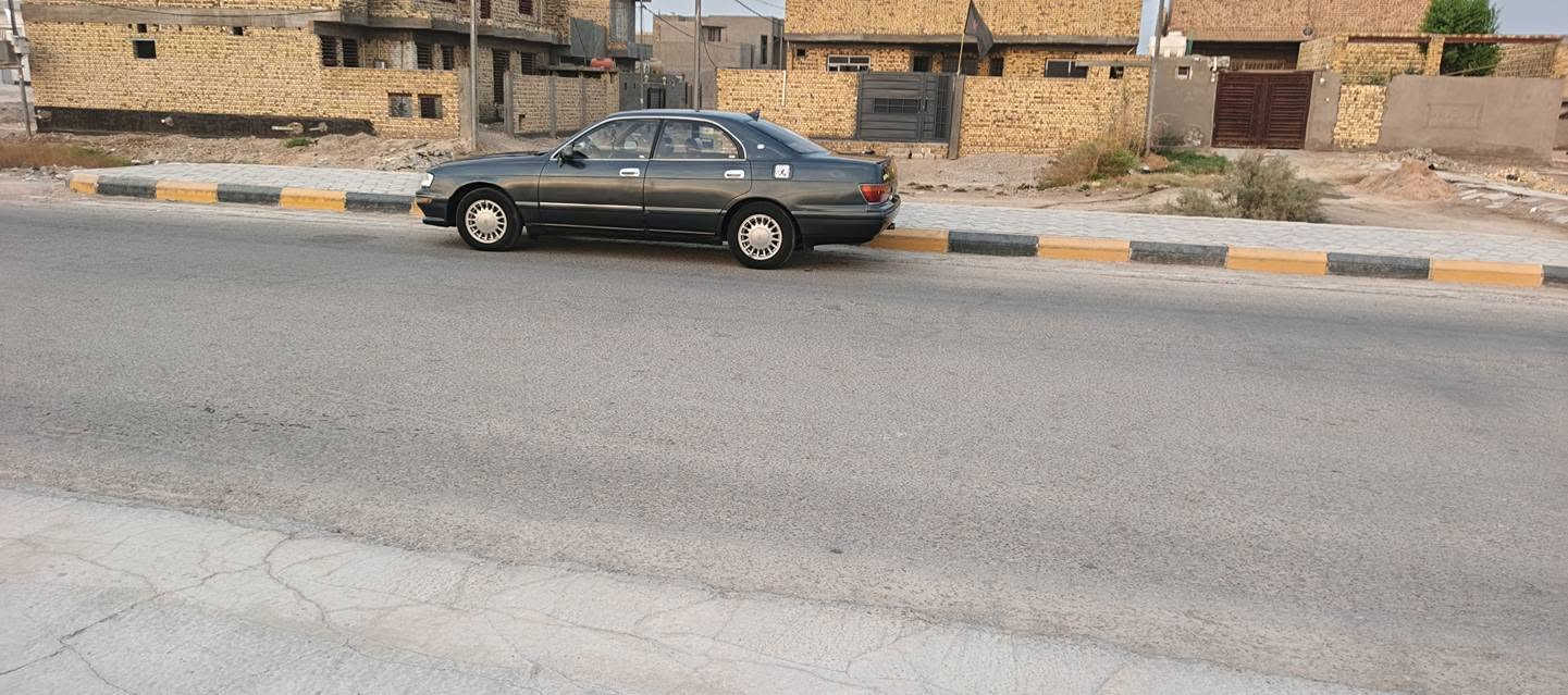 بطه مصبوغه صبغ جماليه منفصل رقمه نجف وبسمي  كفاله  من الكص ونقل جثه حديديه    كرهبايات كله شغاله محركه 3000  غرفته حلوه سياره ما نقصه شي ***********
