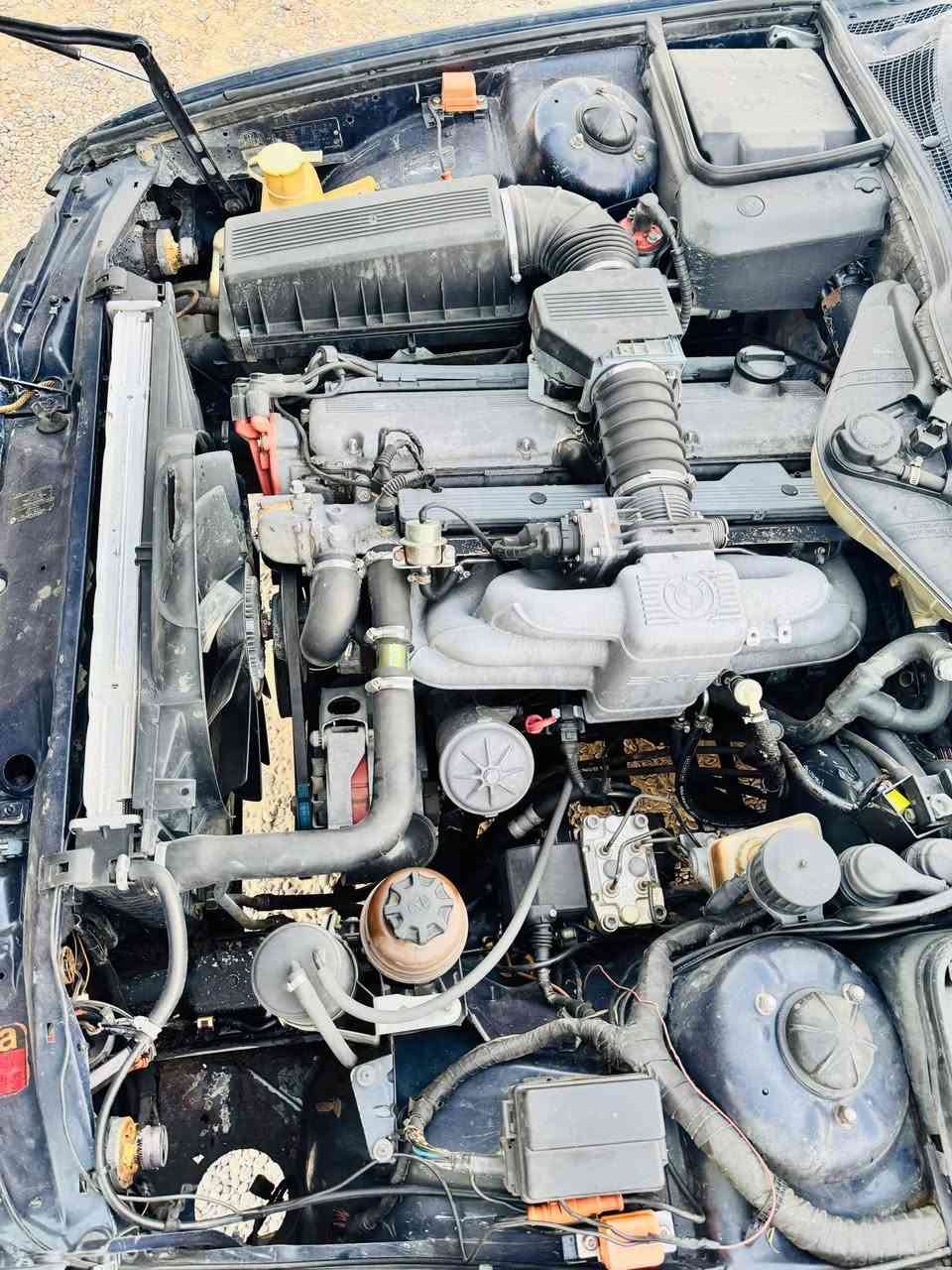 السلام عليكم BMW 535 للبيع سيارة ناصبة وحلوة وشرط محرك وكير وتبريد السيارة نضيفة بمعنى الكلمة
السلام عليكم BMW 535 للبيع سيارة ناصبة وحلوة وشرط محرك وكير وتبريد السيارة نضيفة بمعنى الكلمة
الاسم   535
موديل 1990
محرك v6 
صدر نضيف
تايرات نضاف
تبريد ثلج شرط
محرك شرط
كير شرط
السعر والتفاصيل ع الخاص او التواصل ع الرقم واتساب واتصال ***********
ملاحظة ترهم مراوس حسب القناعة
