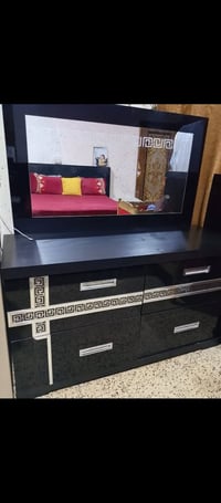غرفه نوم خمس قطع للبيع غرفه نضيفه ومابيهة اي ضرر تركي ثقيل حيل حلوة ون...