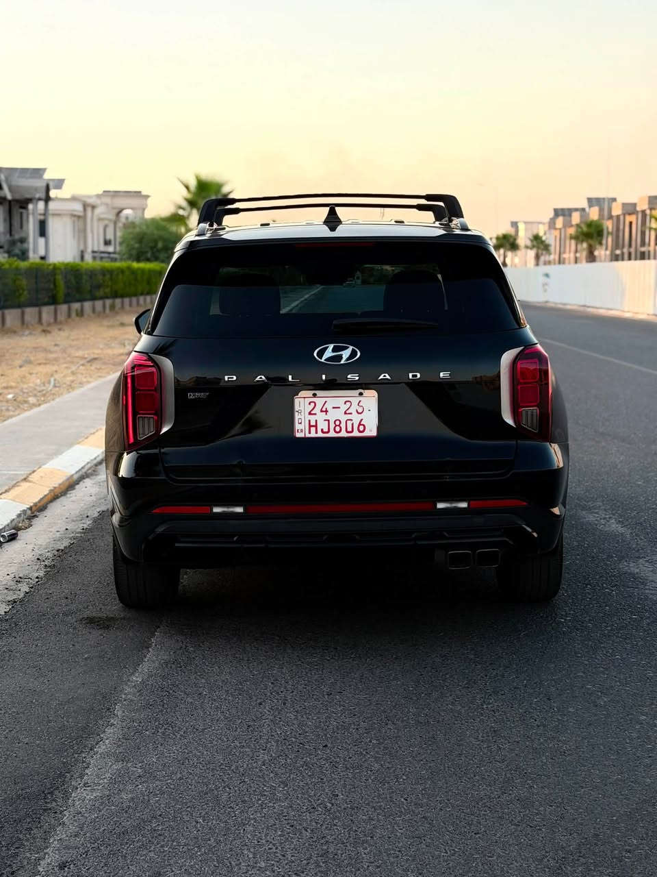 ‎‏ Hyundai-Palisade XRT-2024
موديل  : 2024
ماشية 38 الف
لون اسود
عداد دجيتال
فول
بصمه
شاشة 
كاميرات 
كشنات جلد و هيتر 
سندوق شفت
بريك بصمه
ويل كب كروم 
حجم تايرات 20
رادار امامي و جانبي و خلفي
لايت ليد LED
تحديد سرعه 
تحكم ستيرن
٧ راكب
بدون صبخ سيارة
دعامية الا دعامية بدون صبخ كلين
سيارة رقم كاتى تترقم اربيل
سعر  258$💵 بيها مجال بسيط 
عنوان : اربيل
رقم تلفون و واتساب  ***********
***********
