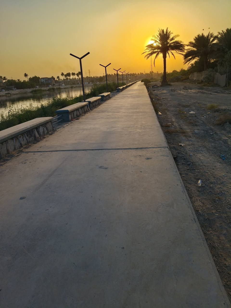 قطعة أرض للبيع 🥰
سنتر عل الشط جهة الجمجمه 
المساحه دونم و 800متر
الواجهه 30 طابو  صافيه من الماليه
بااسم شخص واحد تحويل مباشر 
السعر خاص او اتصال 
***********
