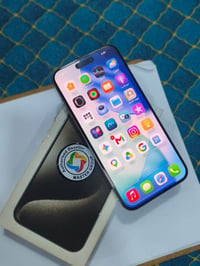 آيفون ١٥ برو ماكس • مكفول • بطارية ٨٥٪