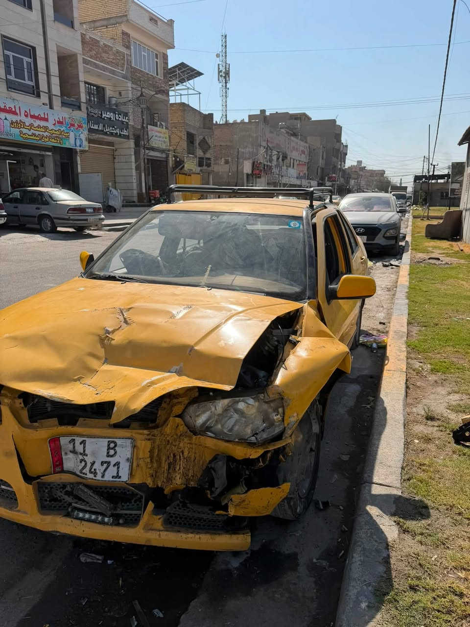 السلام عليكم شيري كوين للبيع ٢٠١١ بأسمي رقم إنكليزي بيهة حادث كير ومكينة خير من الله شغالات مصفر هيئة السعر ١٦ورقة المكان حي القاهرة الاتصال على الرقم ***********
