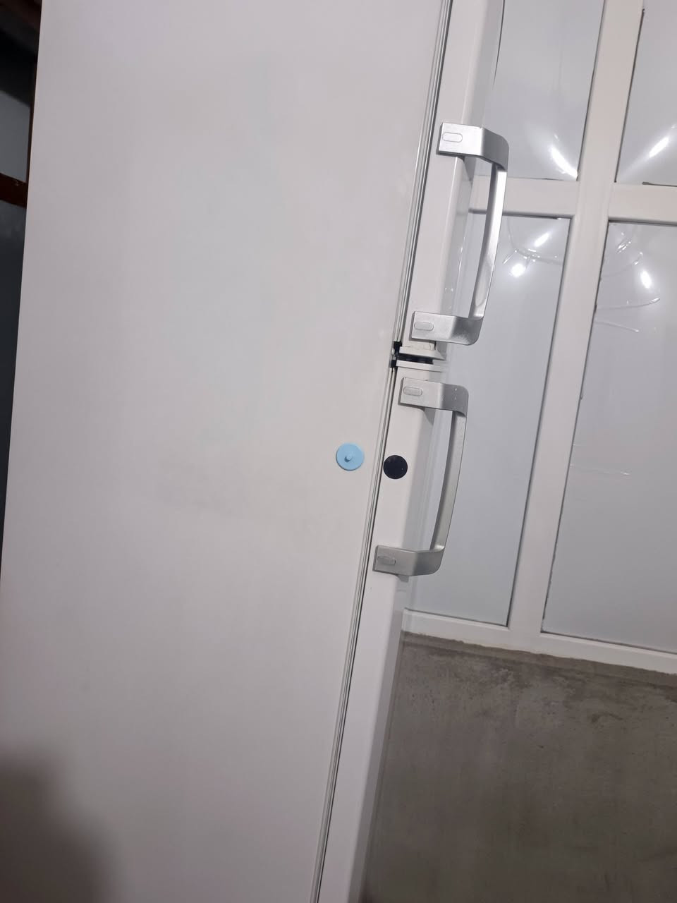 ئەم سەلاجە بۆ فرۆشتن زۆر پاکە بەشرتی بفرگرتن نرخی  180 هەزارە
ژ.م  ***********
