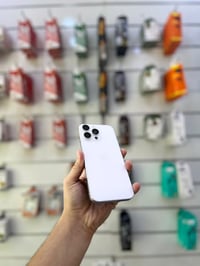 آيفون ١٦ برو ماكس • ٢٥٦ • بطاريه ٩٠