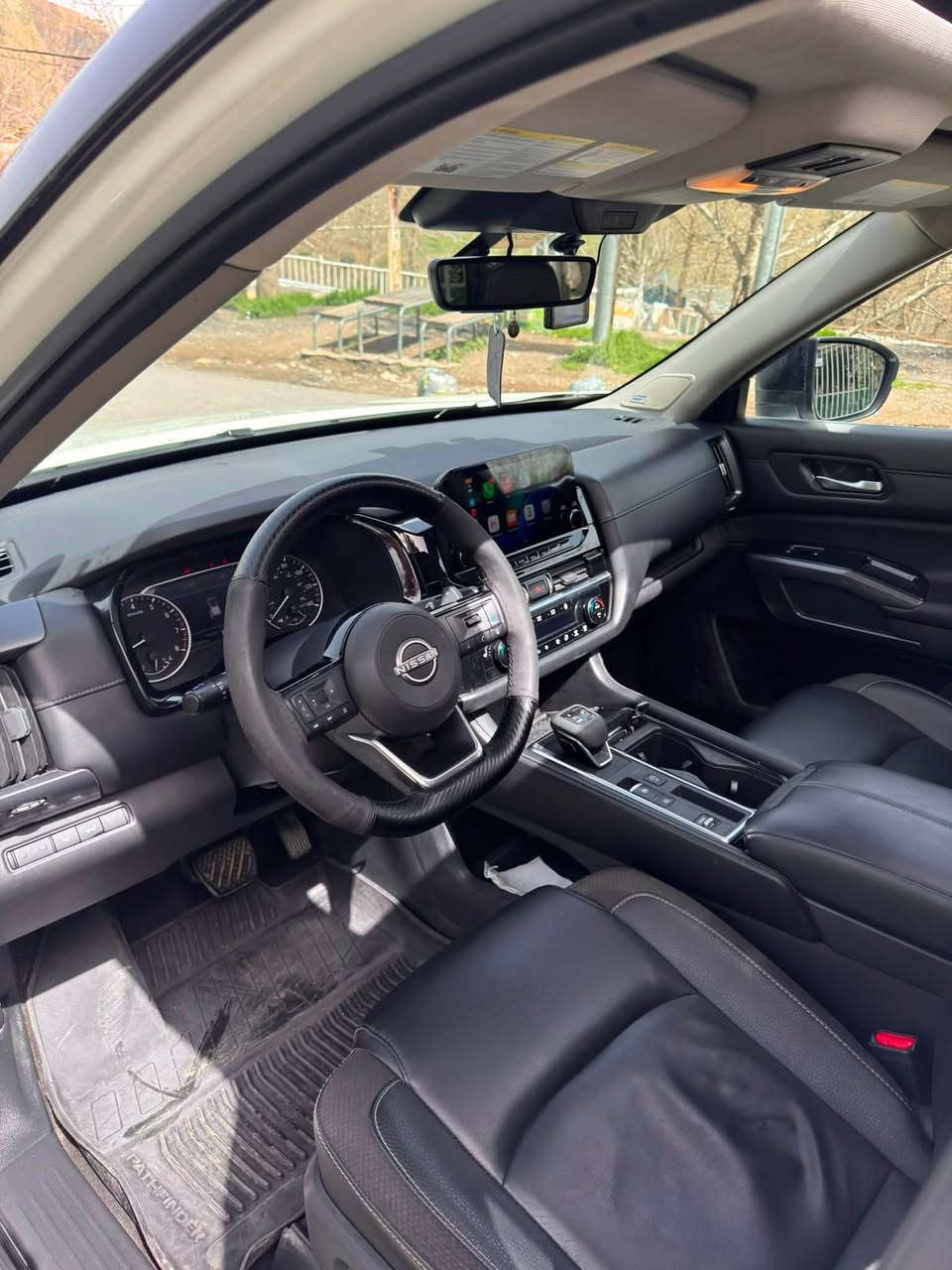 NISSAN PATHFINDER (SL)
اللون: أبيض سقف اسود

الموديل : 2023

نوع المحرك : 6 سلندر (3.5)

عداد المسافه: 46 الف مايل فقط 

الضرر: كما موضح بالصور المرفقة 

ملاحظة : البابين تبديل بلاد والسيارة بدون صبغ 

السيارة مرقمة و جاهزة و سنوية جديدة

المواصفات: SL فول

بانوراما
خمس كاميرات (360)
بصمة تشغيل
بصمة اربع ابواب
تشغيل عن بعد 
فتحة سقف بانوراما
كشنات تدفئة 
ستيرن تدفئة 
كشنات كهرباء
٧ راكب
كشنات ملكية vip 
بردات ابواب
رادار امامي
رادارات جانبيه
رادار خلفي
حساس خلفي
شاشه كبيرة
مانع انزلاق
كروز سرعه
هاند بريك بصمه
اوتو هولد
نظام ايكو نورمال سبورت ثلج وعر
صندوق كهرباء

‎للاتصال و الاستفسار 
***********
