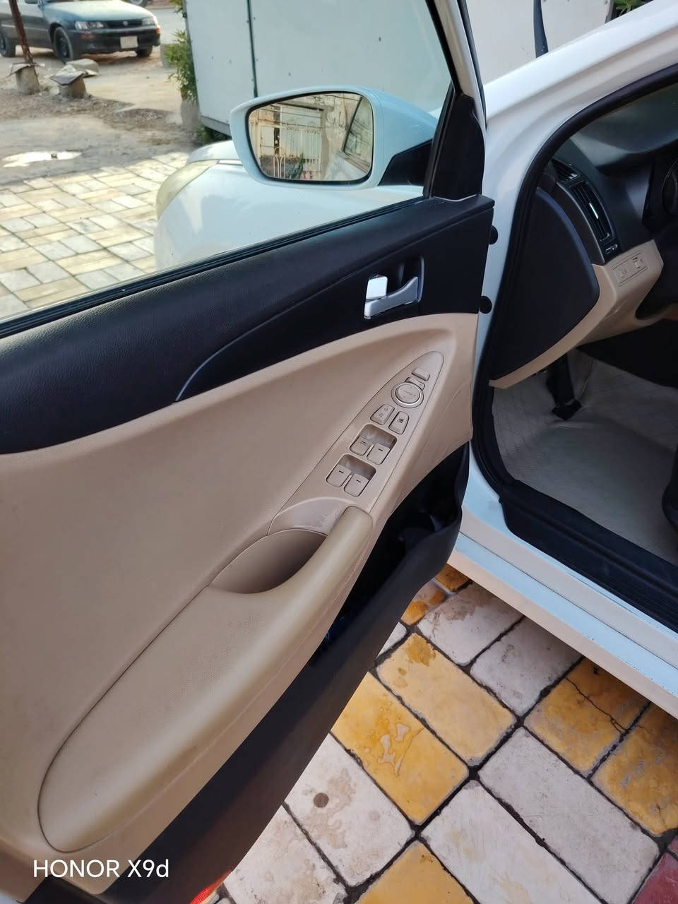 سوناتا ٢٠١٢ • رقم اربيل • انكليزي