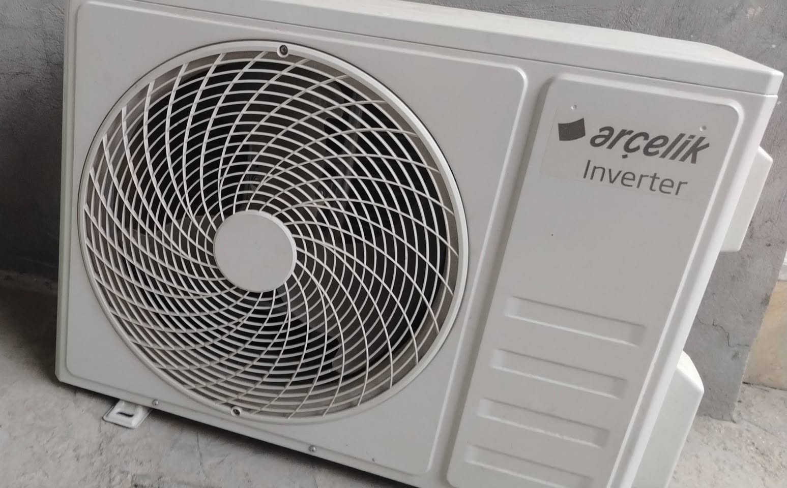 سبلت arcelikطن ونص انفيرتر صارله شهر ونص من اخذته جديد كلشي مابيه بيه ضمان صيانه ثلاث سنوات علشركه رايده ب 700الف واتساب***********
