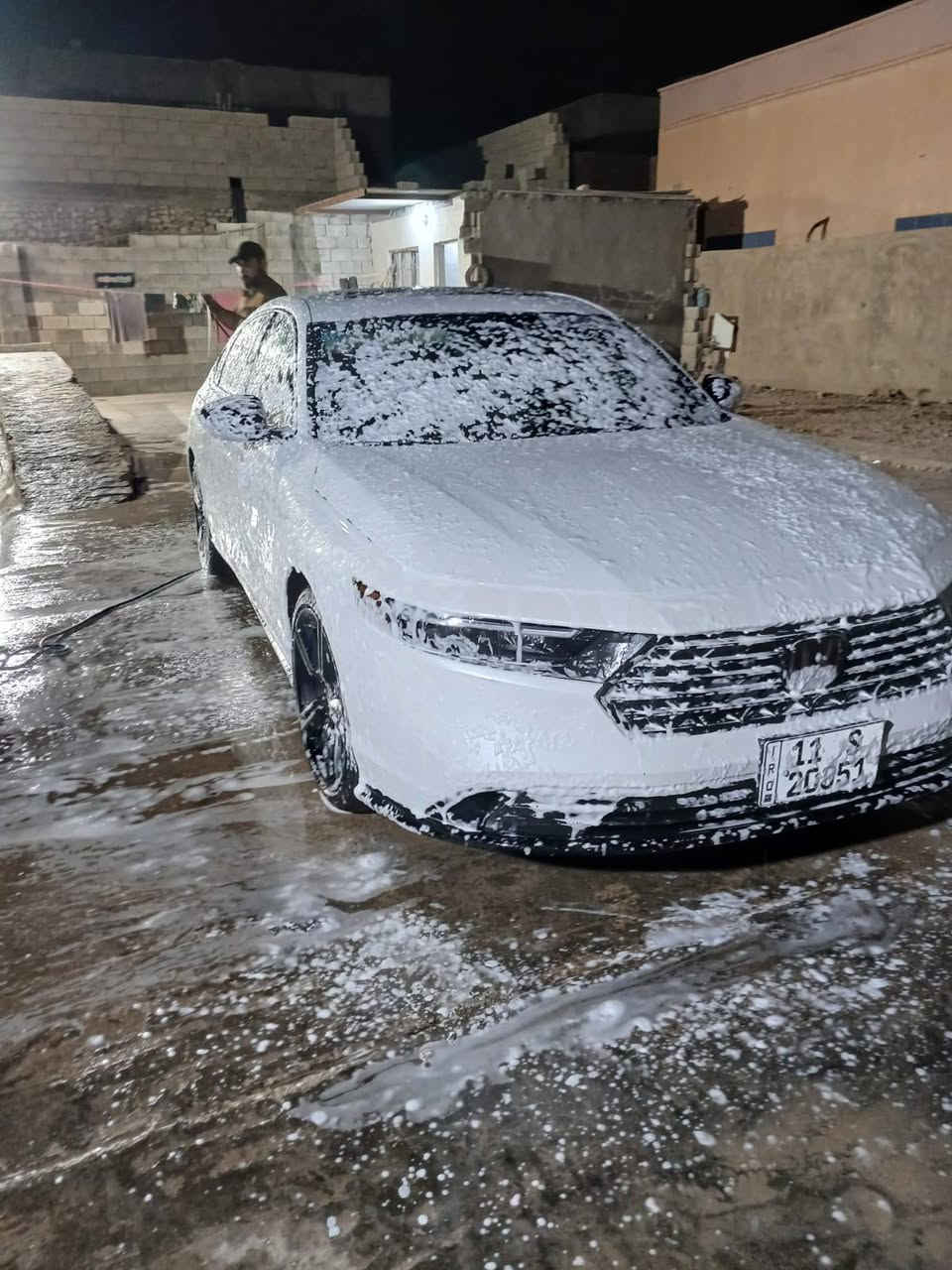 السلام عليكم تم افتتاح كراج غسل ابوعلاء الفرع الثاني نرحب بكم من الساعه الثامنه صباحاً حتى الساعه 11 ليلاً   تتوفر خدمات غسل وحمام داخل السياره حمام تفصيخ حمام موضعي ناخذ سيارتك من بيتك او من مكان عملك 

للتواصل عبر الارقام ادناه 
يعقوب ***********
ابو الحسن ***********
