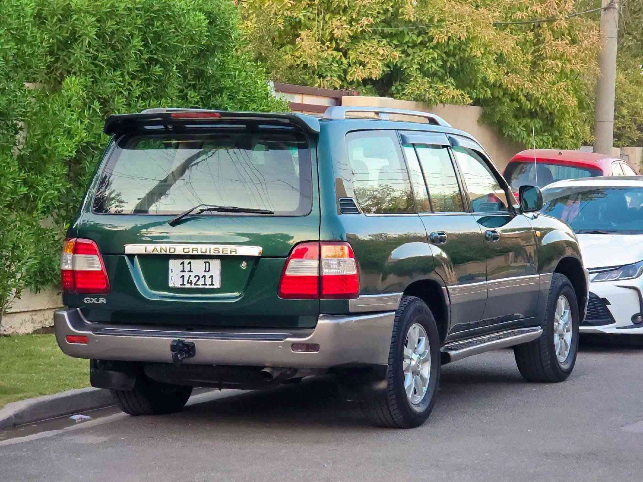 للبيع لاندكروز  2007 GXR اصل
مجدد بالكامل (كلشي بيها جديد)

رقم بغداد 

سلايد
محرك v6 العدل
 كير اوتماتيك
جام اوتو
لوكير
دبل تانكي 
7 راكب 
تبريد ٣ قطع مركزي 

بسمي شخصيا تحويل مباشر

السياره خليجي مكفولة من الضربة 

السعر 168

مكان السياره بغداد حي الاطباء بلجهاد قرب خدمي شارع المطار للتواصل 
***********
