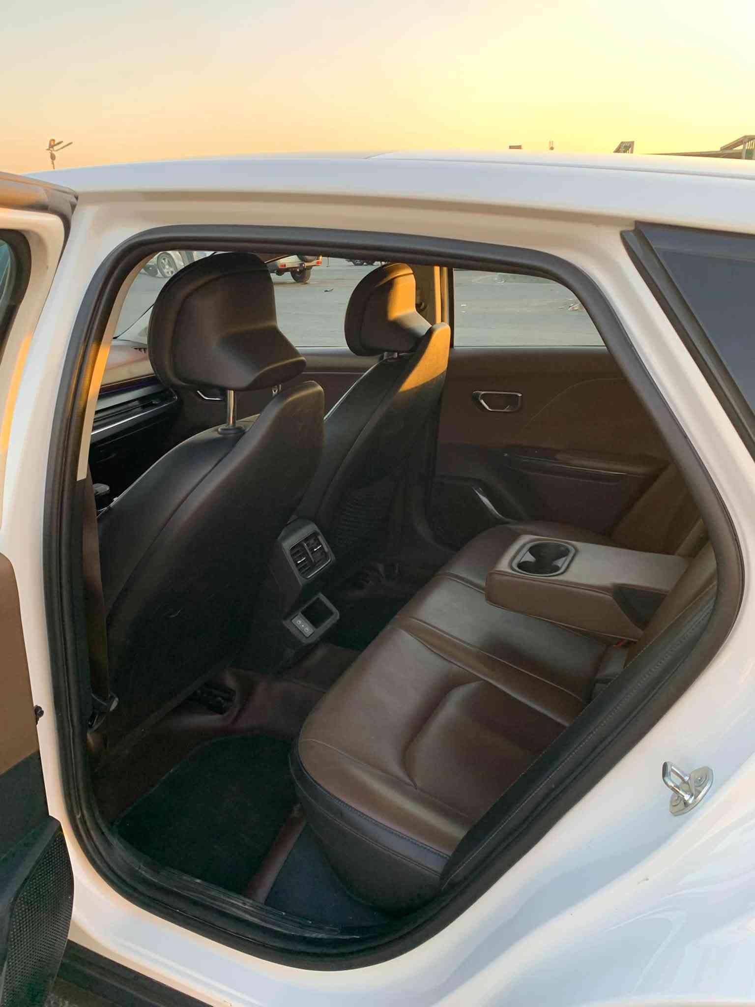 السلام عليكم k4 موديل 25 خليجية فول موصفات بانورما محرك ٢٠٠٠
***********
