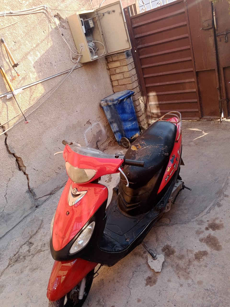 ماكس منغولي 120 مكينه لا تنقيص ولا تبخير ولا نضوح شغالة نكرة بي وقت كهربائيات شغالة كلها كابرتر اصلية شلعة معدل الدراجة مال كراب الدراجة السعر 300مكاني بغداد حي الجهاد ***********
