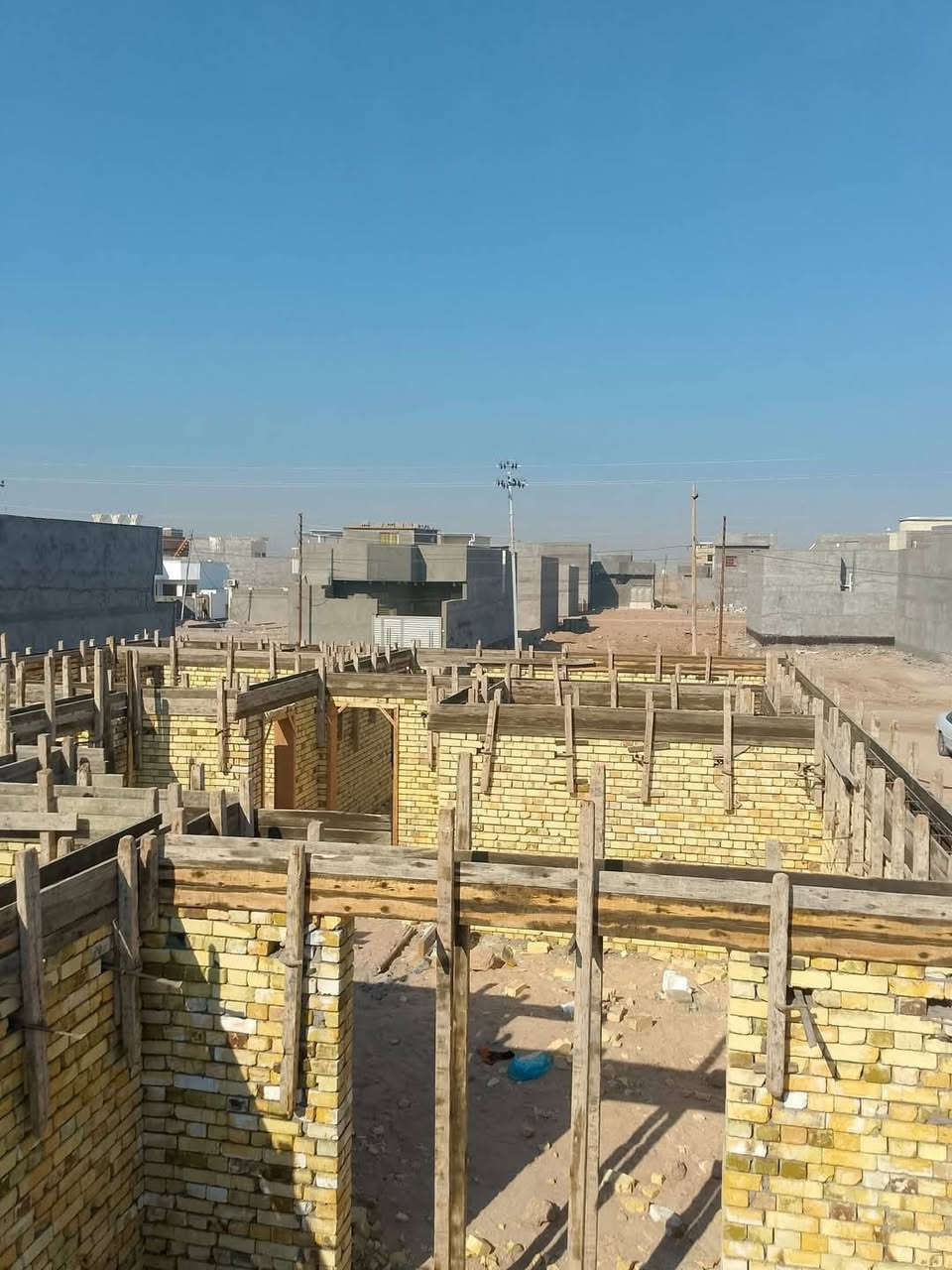 ابو حسين العامري للمقاولات البناء ***********
