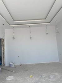 صباغ داخلي ومعالج رطوبه معجون سنفره متفرق للعمل 07849317432
