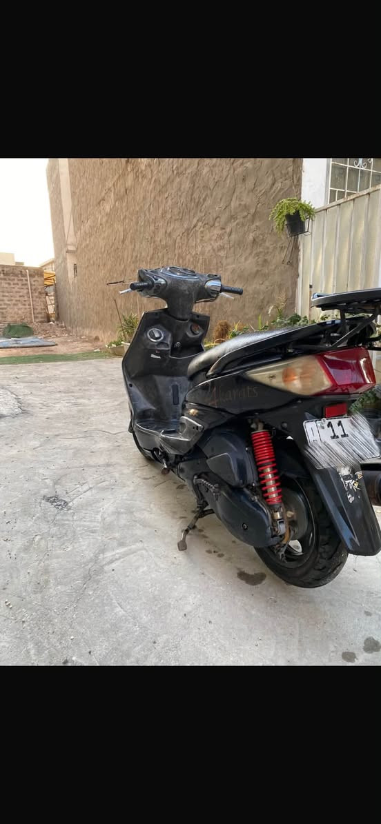 (مرقم بغداد ) سكنس فحل خطين جديده لووك وشرط التحويل باسمي السنويه مابيه اي نقص مكانه بغداد كراده سعر 17 ورقه 
***********
