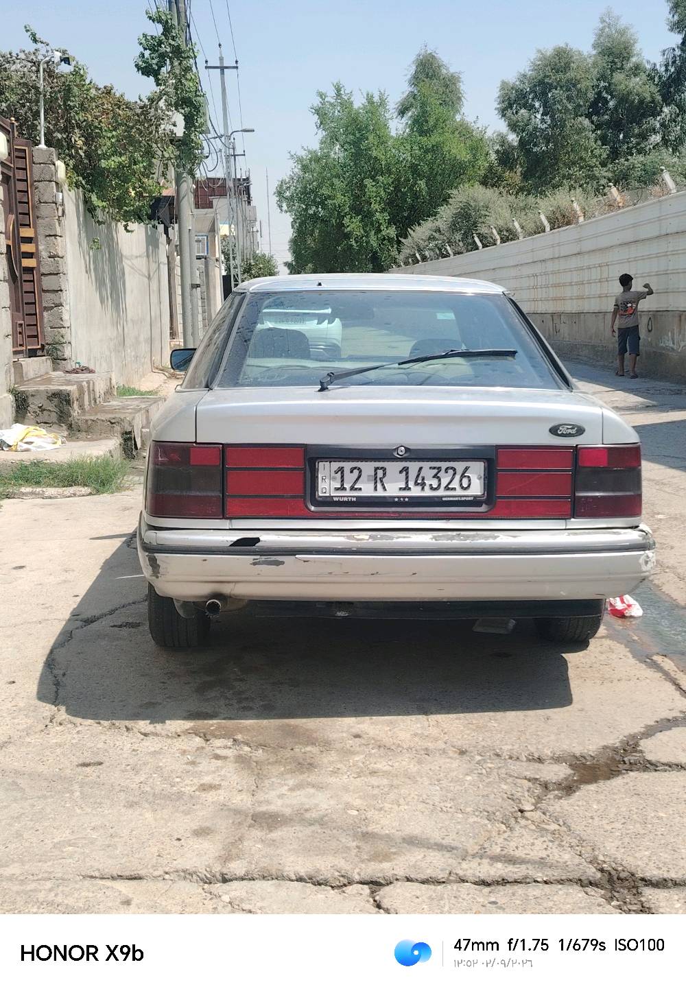 السلام عليكم سياره فورت سكوربيو موديل1991 السياره شغل محرك بي أثر نفخ مضبوغ عام بدون ضرار شرط التحويل السعر 20 وبيه مجال بسيط رقم الهاتف *********** العنوان موصل @إشارة للجميع