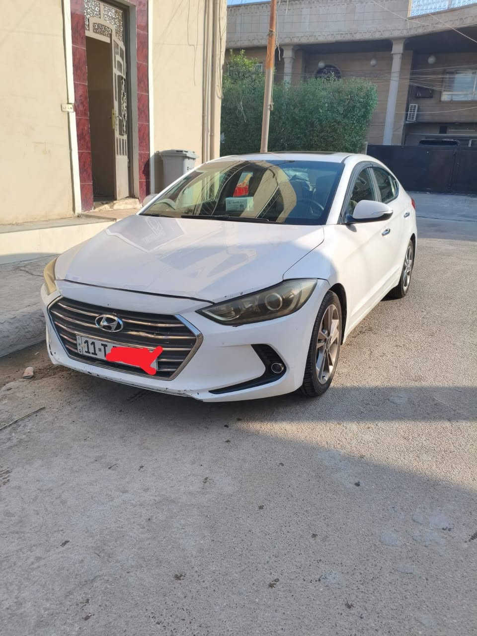 سلام عليكم الانتر موديل 2018 خليجي 
السياره جدية كلش بمعنا الكلمه وكلشي موضح بل صور حته السونار موجود واي ستفسار اتصل *********** تحياتي الكم بغداد, العراق
