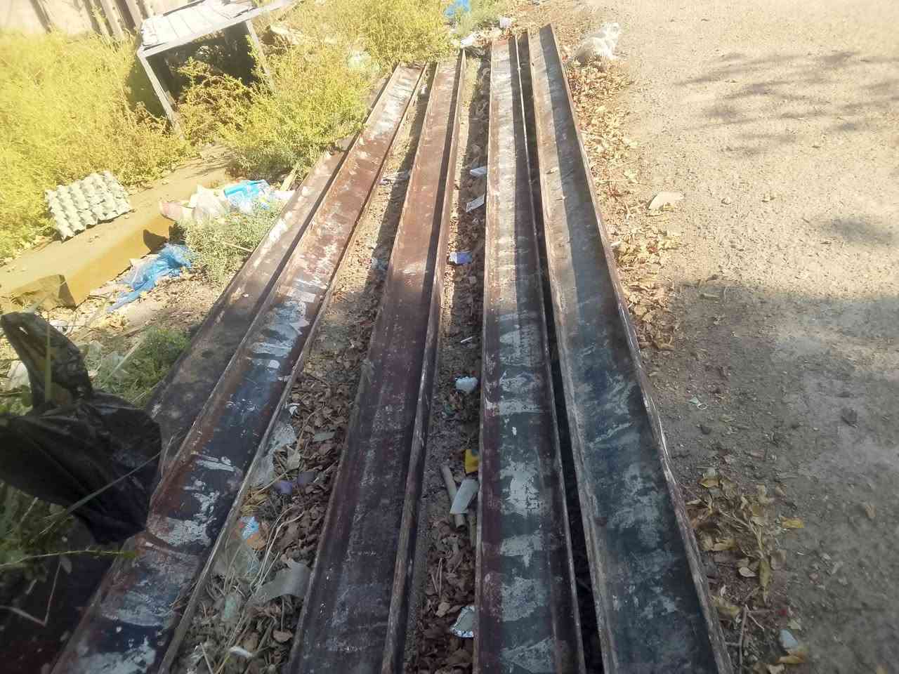 شيلمان بلجيكي ٤قطع ٤٤٠اربع أمتار وأربعين
أو وحده ٦امتار سعر المتر ١١الف دينار عراقي 
مكاني المدان فلكت سلمان باك منطقت الورديه ‏‪***********‬‏
متوفر من الصبح لل٩بليل لانتخابر ني وره التسعه بليل
ماكو شي ما ذكرته  التفاصيل كلهه
