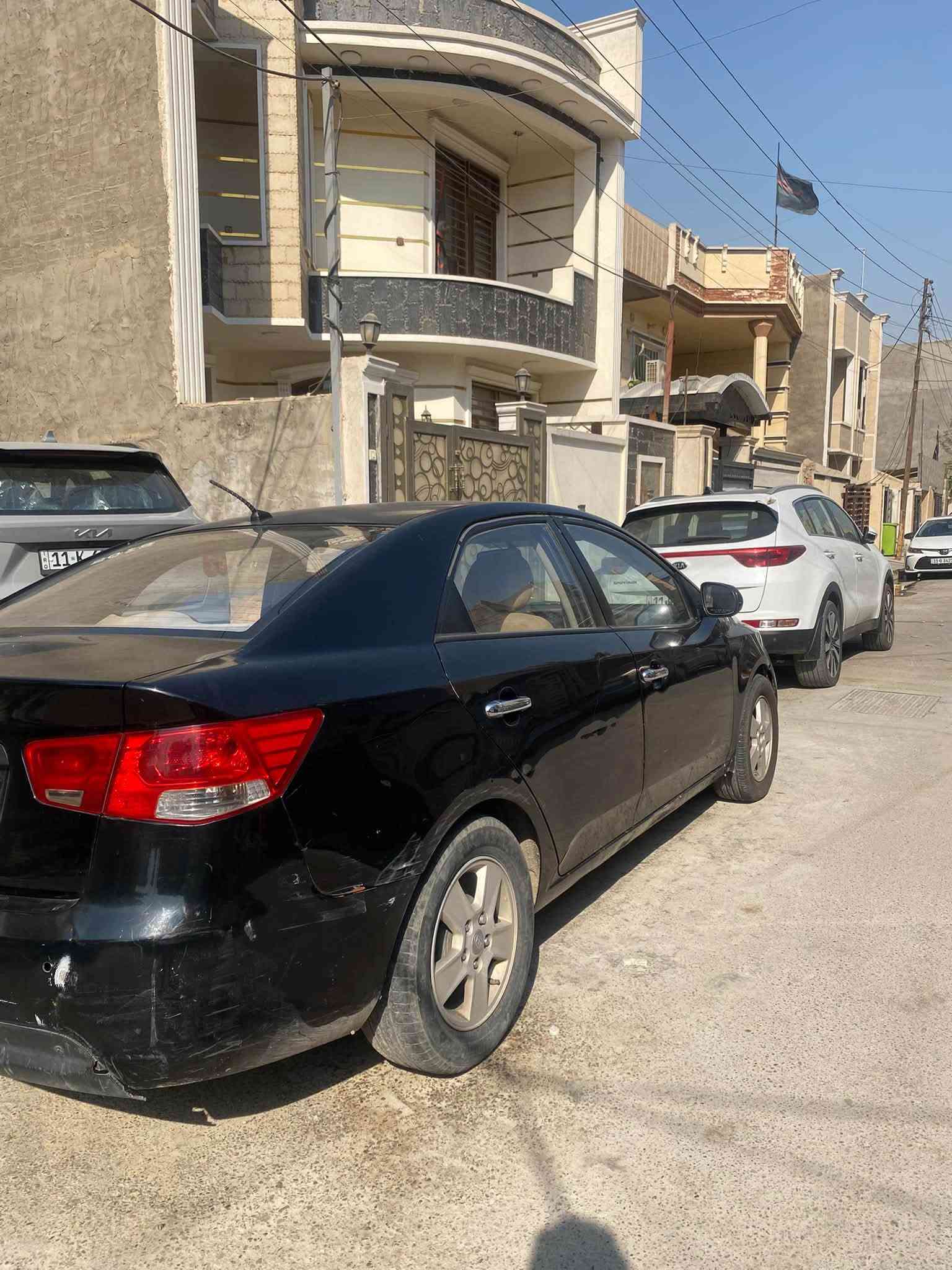 سيراتو للبيع موديل 2012 خليجي بيه جاملغ وبيه ملاحضات بصيطه طخطخات  كير مكينه تبريد خير من لله 
مكاني بغداد 
***********
