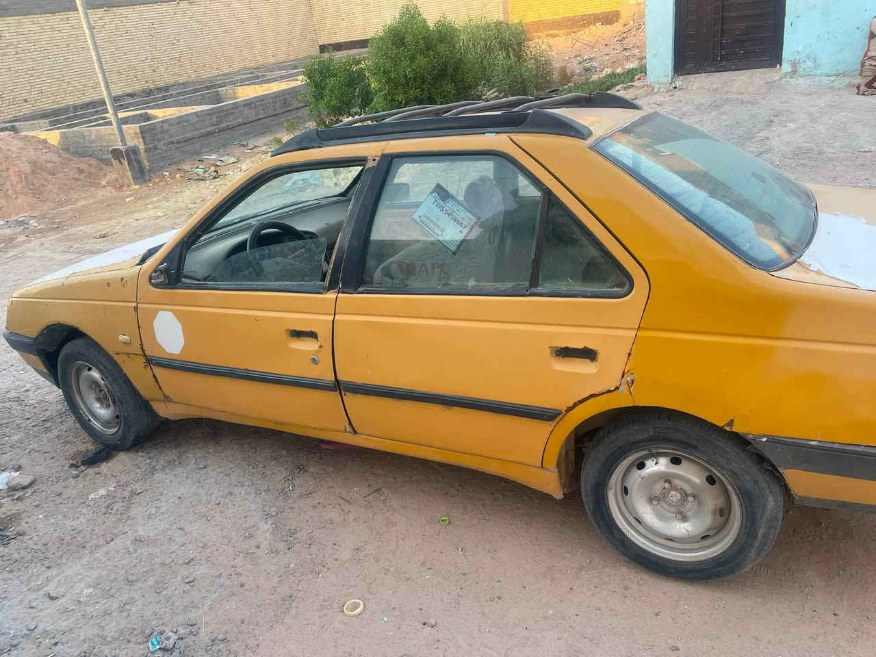 كوم حديد ابيع سنويه ضايعه سعر  750شغاله سياره جيب باتري وتعال شغل 
مكينته فرنسي ناعمه مكاني نجف حي النداء 
سنويه ضايعه ***********
سنويه ضايعه رجاء لي مو شراي لا يخابر
