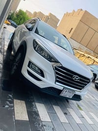 توسان ١٩ فول بسمي بغداد ماشيه٦٣ الف وكاله الكاصد رقم التليفون٠٧٧١٣٢٢٢٥...