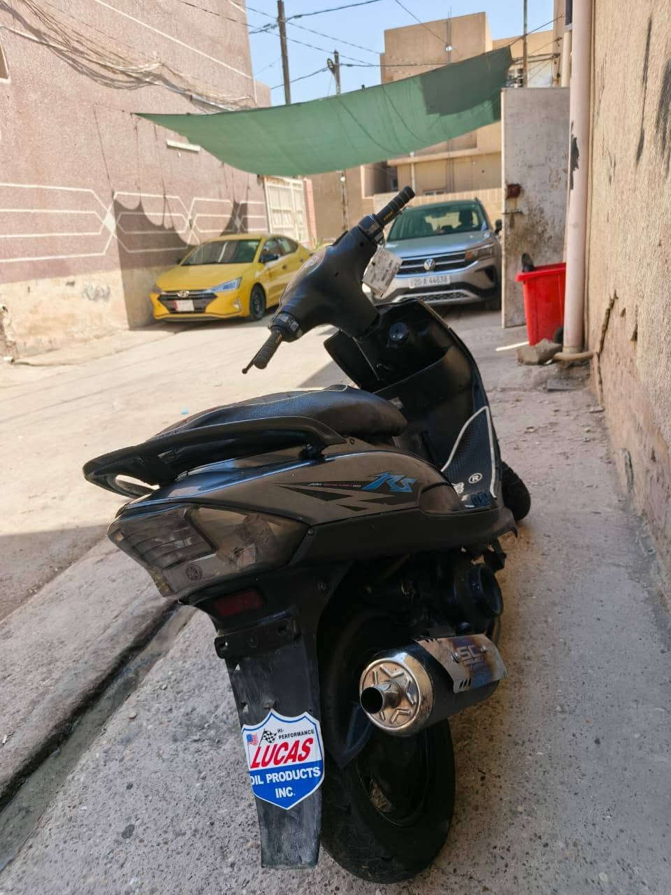 سلام وعليكم دراجه ماكس عدله للبيع ماناقصه اي شي شلعه ومعدل دراجه تخبل دراجه كلها شغاله تجي شغل وتطلع مكان ديالى بعقوبه حي لمعلمين سعرها 425 بيها مجال  رقم هاتف ***********
