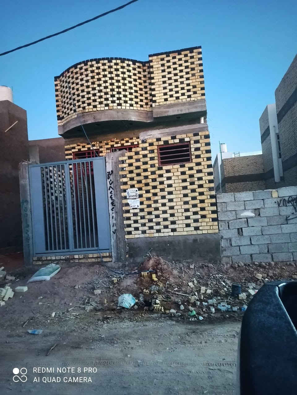 خلفه بناء متفرغ حاليآ نشتغل قطعي وعلى الدبل ***********بي واتساب
