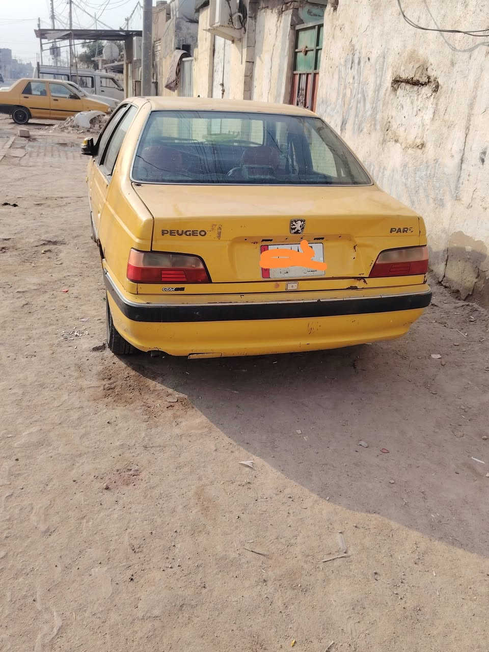 سلام عليكم بيجو بارص 2010 للبيع سياره مكينه كير مكفولات تبريد جديد حداديه جديده تخم تاير سياره منضومه غاز  سياره بيه غياسات فقط سعره 21 وبيه مجال لشراي ***********
