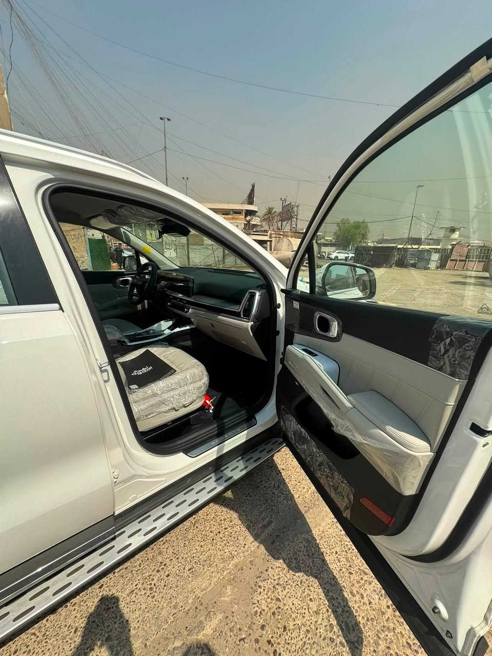 كيا سورنتو موديل 2026 اربيل فول مواصفات Vip  زيرو صفر
اربع كامرات داش كام 
كشنات جلد تدفئة وتبريد كشن خزن 
سماعت بوس تتحرك بالريموت توقف ذاتي 
رادار أمامي وخلفي ويل 20 مري تقلب مع بك 
بعد بيها هواي مواصفات 
دوسات خارجيه ضمان شركة نم تبديل دهن مجاني 
شفتات ستيرن تبريد ثلاث قطع
سعر 57200000 مليون دينار عراقي مكانها بغداد 
***********
