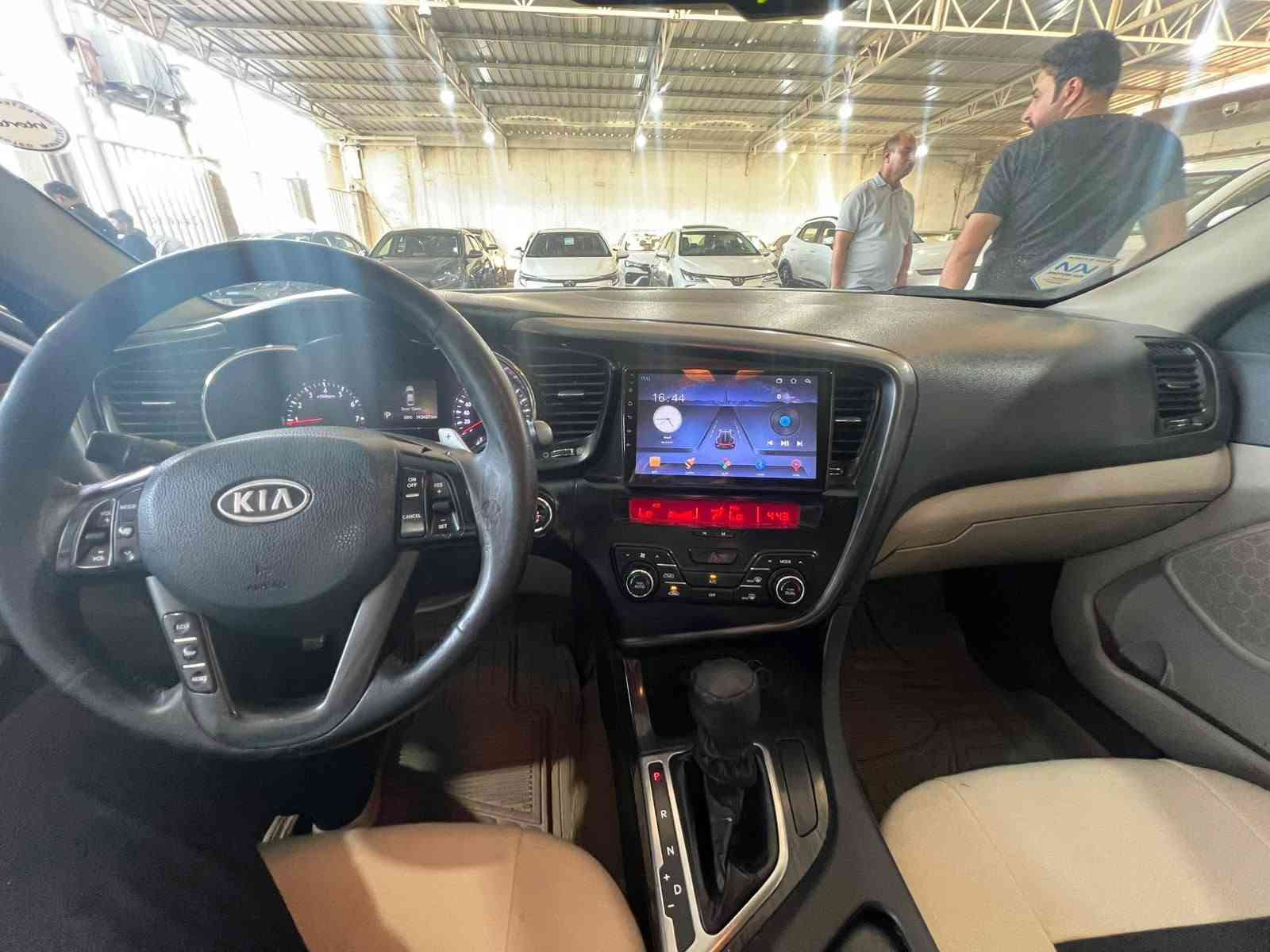 المواصفات فول  بانوراما بصمة تشغيل ابواب عدادات كادينزا
كشفن كهرب خزن
ما بيها صبغ فقط ملاحظات وبارد
محرك لا صرف لا نفخ مامفتوح شرط
رقم دهوك الجديد
المكان الموصل جانب الأيسر
 للتواصل 
***********
