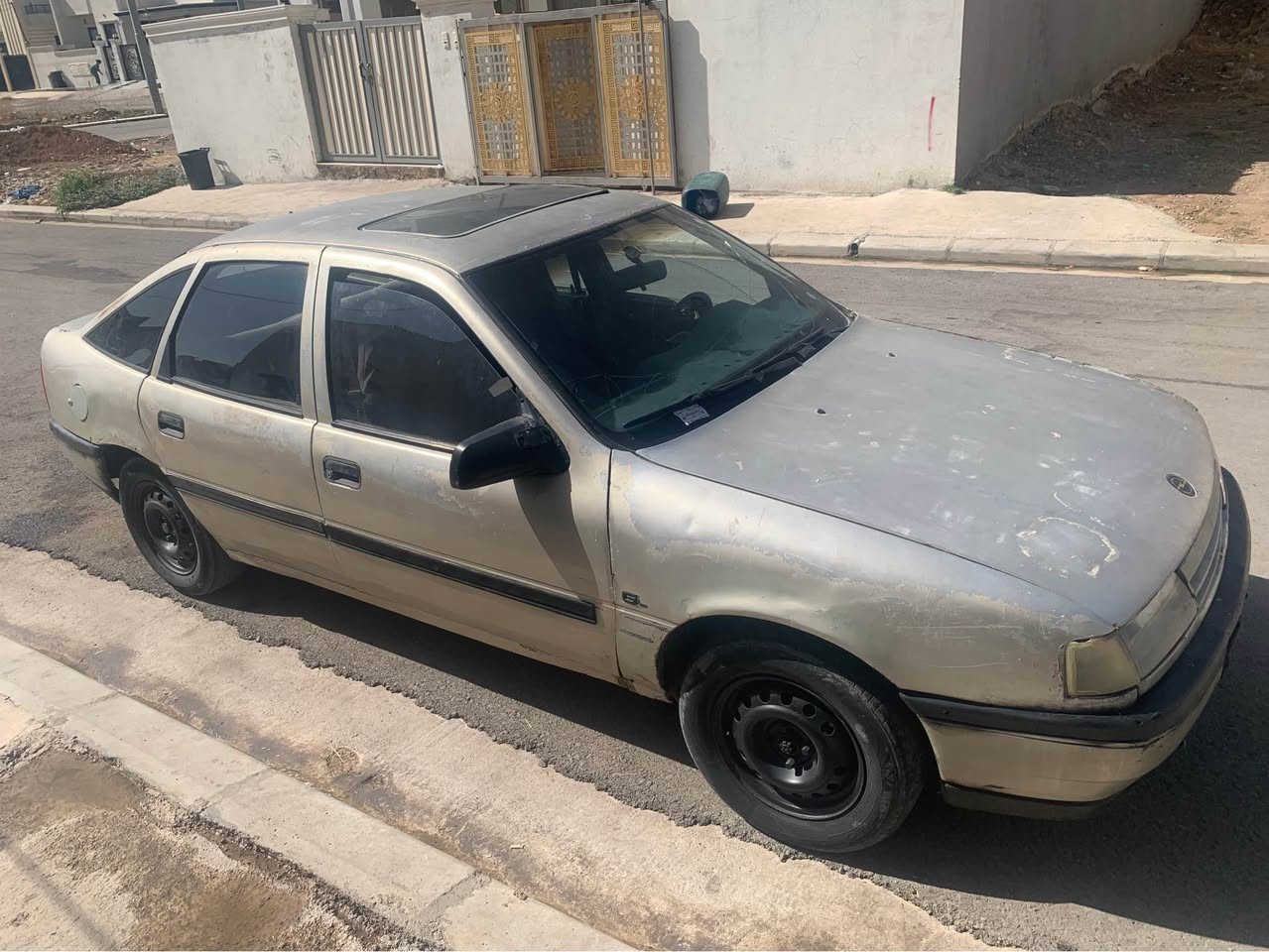 اوبل فيكترا مكينه 20 سنوي اصلي پاكانه وكاله 
سعر 16 شوين روفيا *********** بئ دعم و سبوخ دهوك, العراق
