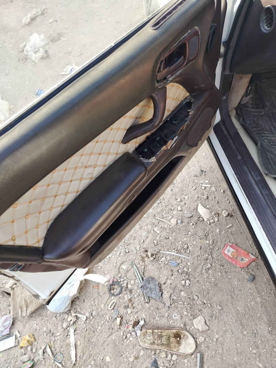 سلام عليكم ورحمة الله وبركاته
بطه للبيع سياره مثل بل صوره رقم انبار بسمي مباشر احولك موجوده بكربلاء تبريد شغال تخم تاير بيه شغلات بسيطه حداديه ٥٠ بل ١٠٠

شاشه كامره اخوان سعره ٤٨ بيه مجال ولزق على الله ***********
