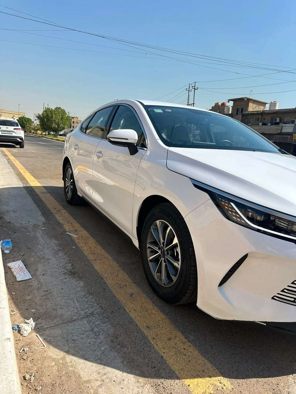 بيوايدي دسترويل موديل 2025 سياره حلوه وجديده ماشيه 13 الف الكلي بيه بتاير ودعاميه فقط بدون لاشاصي ولالغد كفاله بدون لاصبغ ولابارد مكاني البلديات السعر 18و500 وبيه مجال الاتصال على ***********
