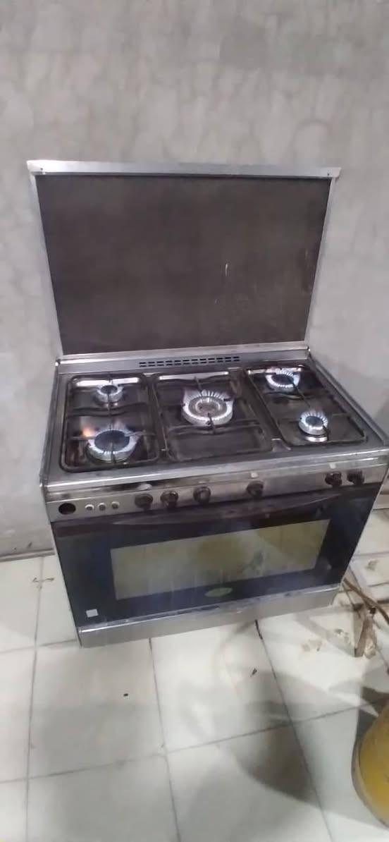 طباخ درجة اولا للبيع اسمه كريازي سعر 180 وبي مجال رقم الهاتف *********** العنوان سامراء
