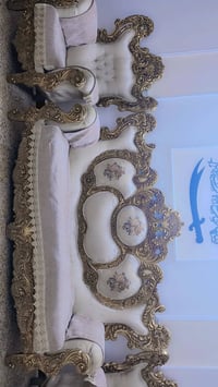 تخم ملكي نضيف حيل سعره ٦٥٠ لمكان لحسينيه