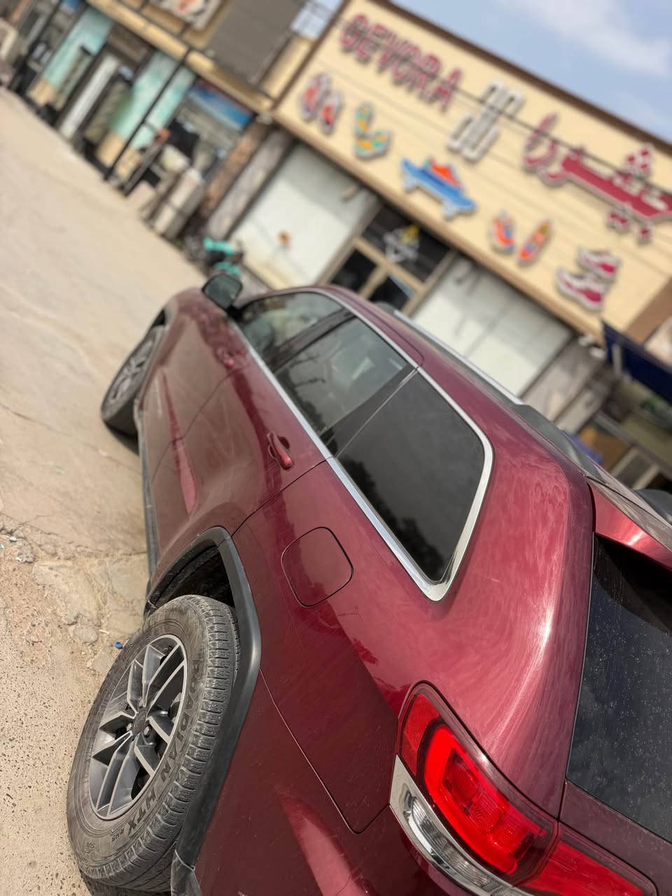 جراند شيروكي لاريدو • ٢٠٢٠ • رقم اربيل