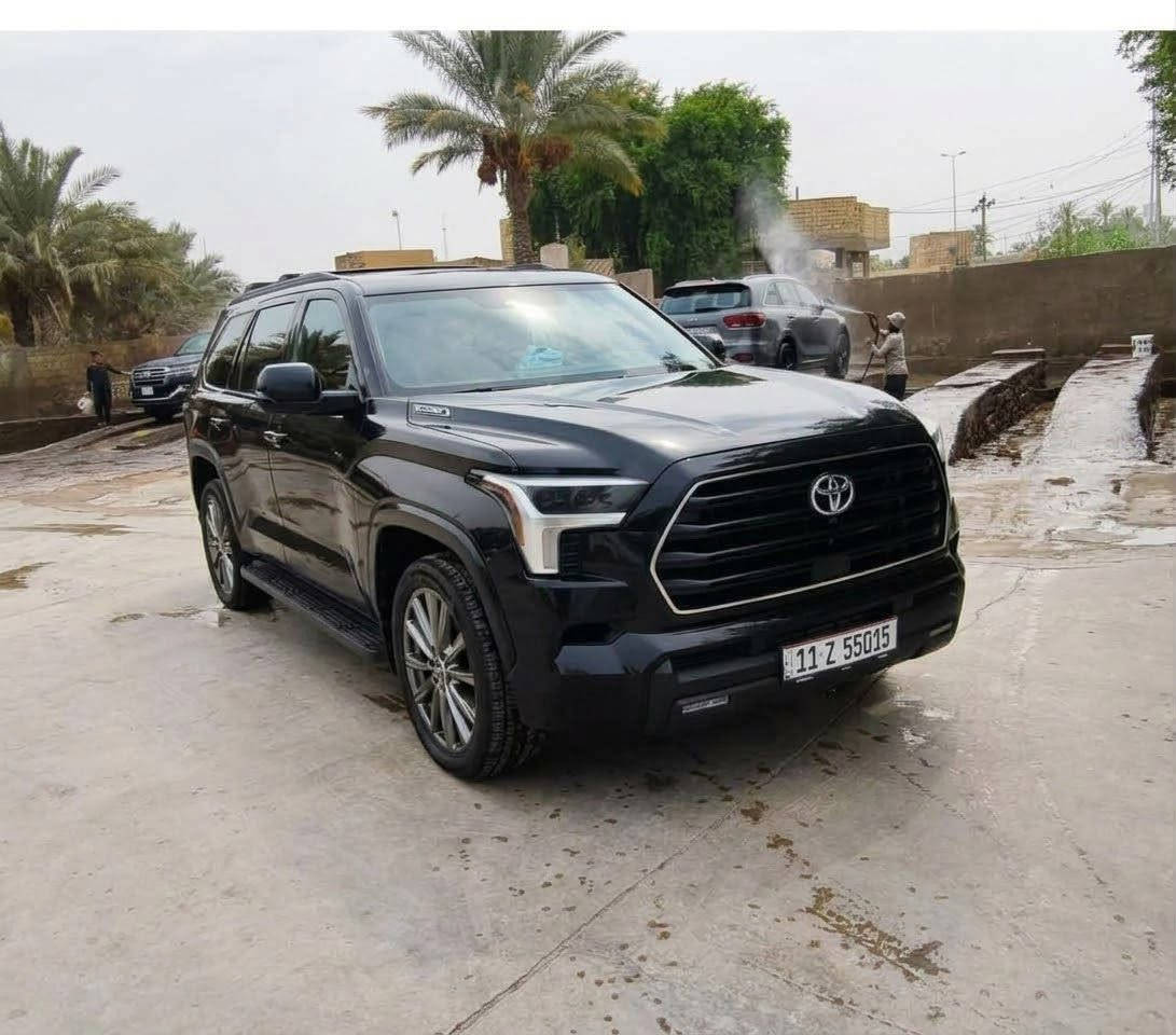 سلام عليكم 
تويوتا سيكويا 2023 للبيع فقط 
TRD SPORT 
سياره حادثها موضح بلصور صبغ فقط العركجين الجاملغ رجع بارد 
ماشيه 43الف
بجم كبس سياره متعوب ع تصليحها ويل لكزز 25 مع تخم تاير 
مكانها ديوانيه 
السعر  40 يعني أربع شدات 
***********

