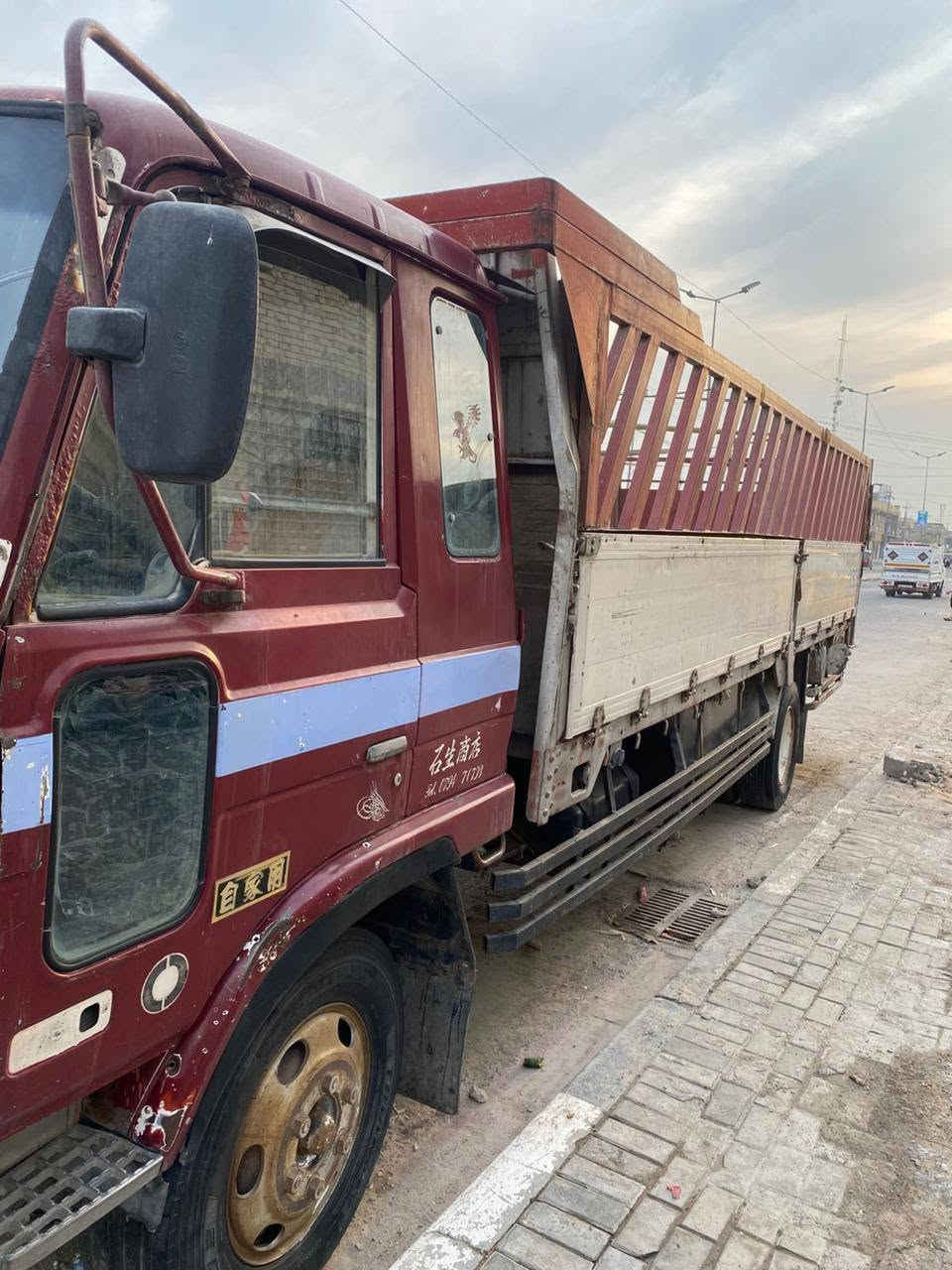 نيسان 91 محرك 12ولف  رقم بصره باسمي تحويل مباشر السعر 75ورقه وتساب ***********
