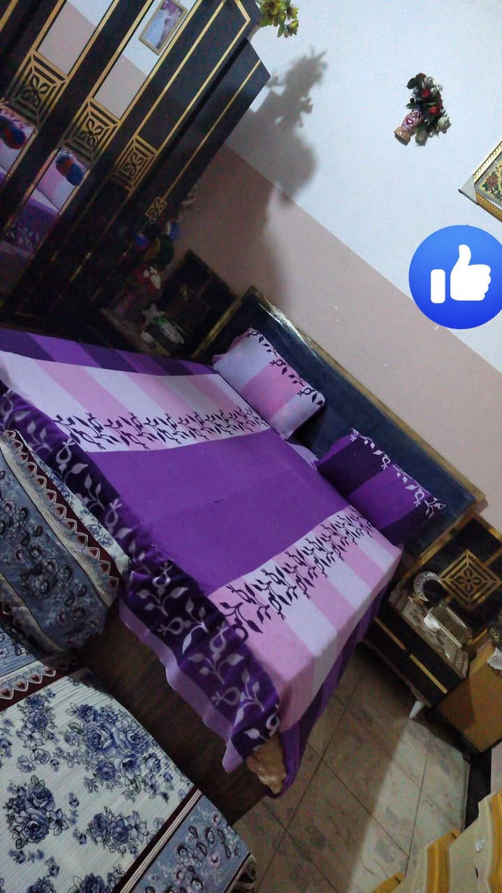 غرفه النوم العنوان الفلوجه حي نزال يم جامع عبدالعزيز الرقم الهاتف ***********
