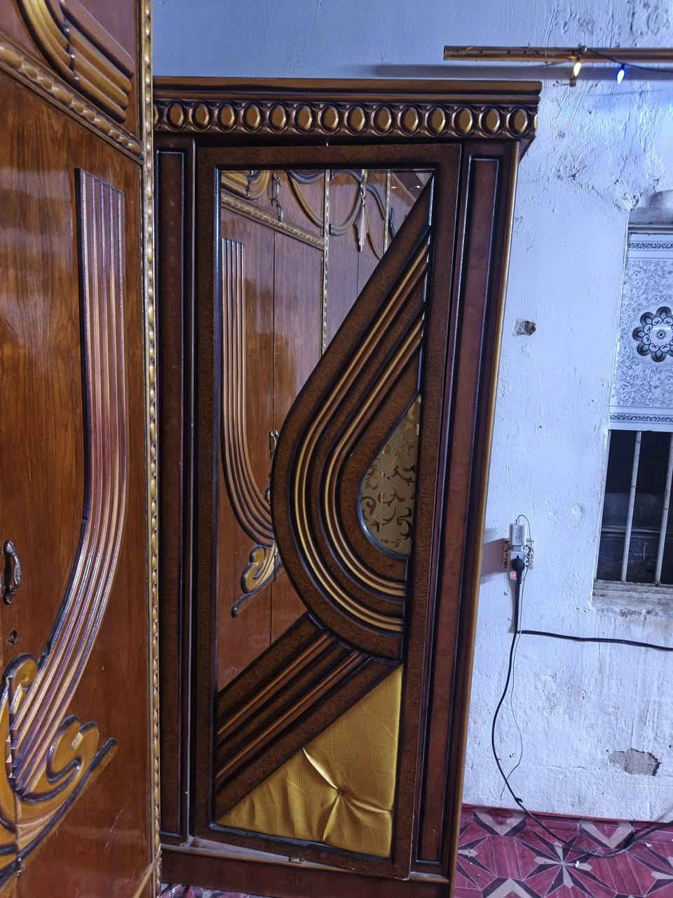 هاي غرفه للبيع صاج حتاطه سعرها 500 بيها مجال عنواني بابا غريب خنضاري  هذا رقم ابي واتساب
***********
