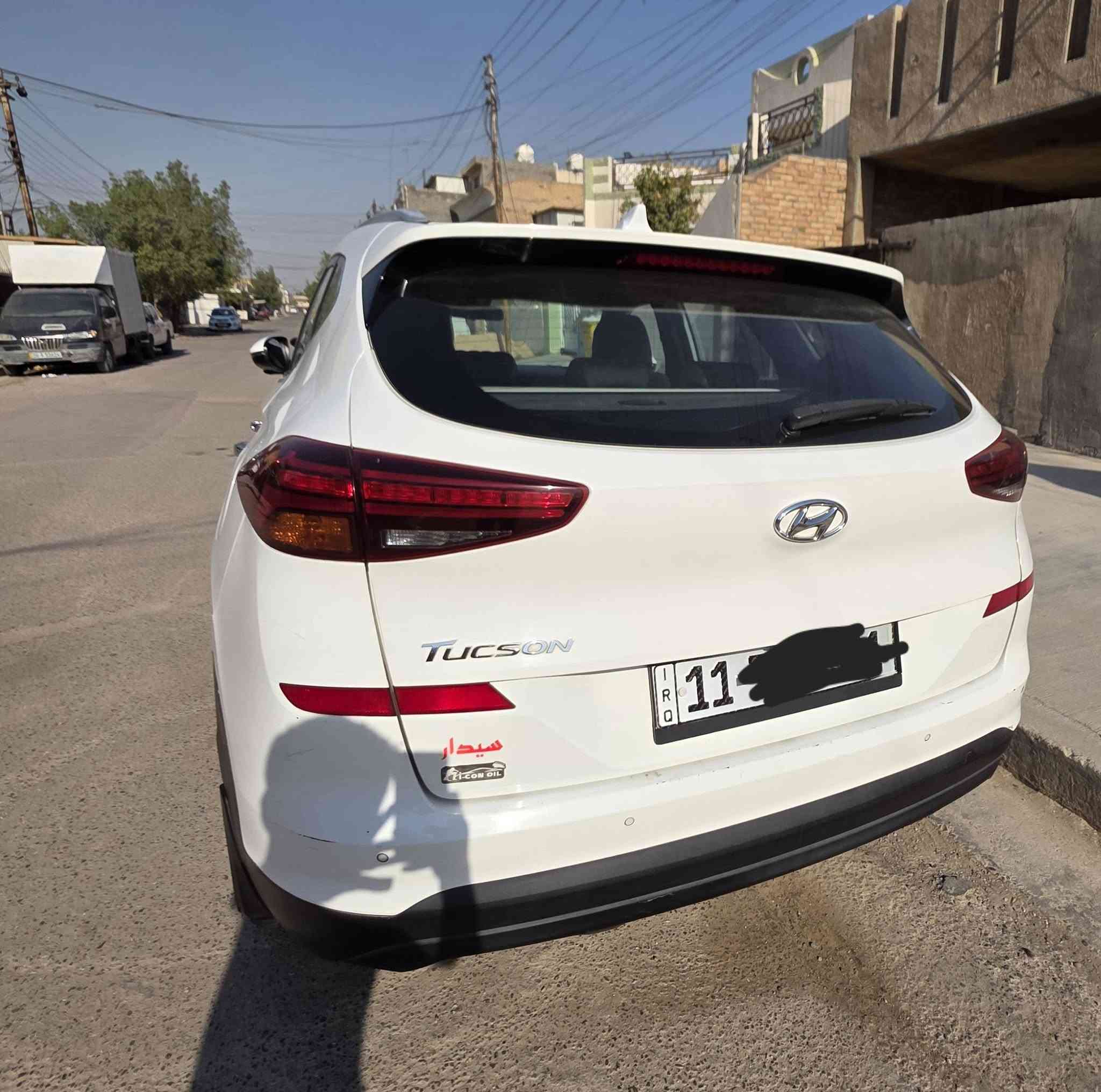توسان خليجي موديل ٢٠٢٠مكفوله من الضربه والصبغ بصمه لايت ٥ عدسات كشنات كهرباء وجلد قطعتين تبريد رقم بغداد السعر 183 ورقه للاتصال ***********مكاني بغداد حي الجهاد
