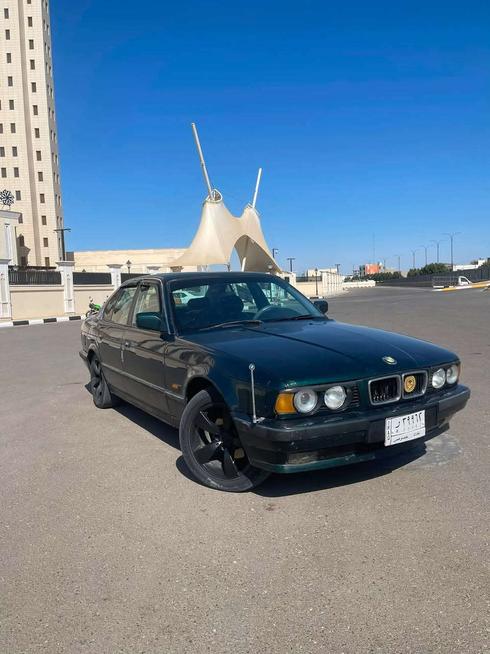 السلام عليكم BMW/535/مفتوح رقم بغداد باسمي  سياره عايزها ملاحظات ***********
سعر ٤٥وبيها مجال
