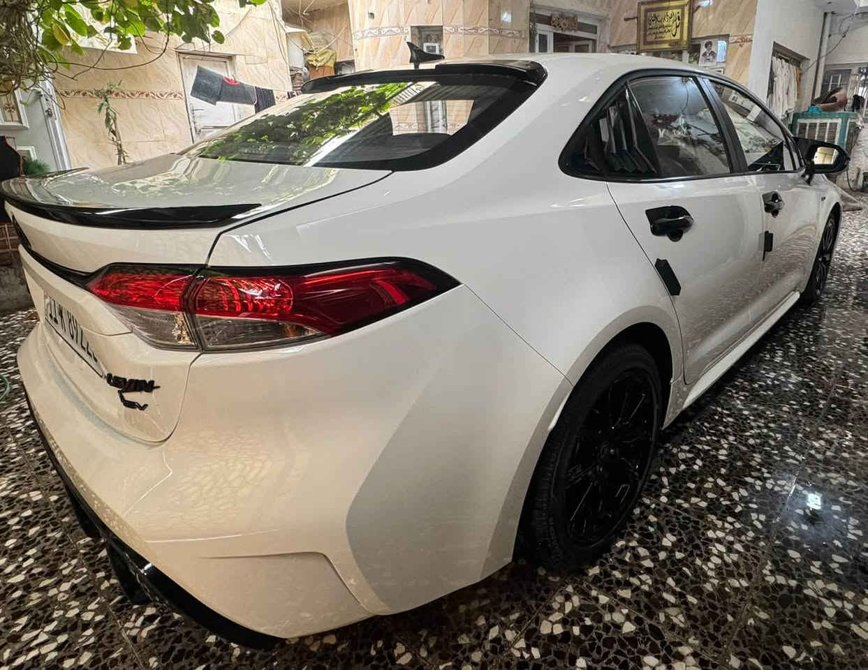 كورلا S بلاك • ٢٠٢٥ • ماشيه ٢٣٠٠٠