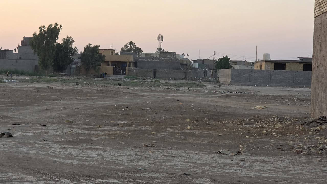 سلام عليكم
عندي 800متر البيع بل دوانتم مقابيل الئ 400 شارع بيت حسن باتول قريبه على ساحت التشابيه كافت الخدمات‏‪  ***********
