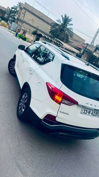 ريسكتون سانك يونك  الكورية سياره حرة بأسمي سيارة سعرها 190 وبيها مجال ...