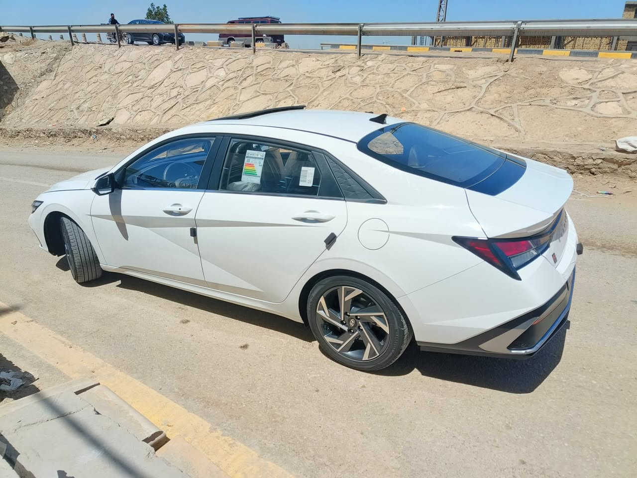 النترا 24 تجميع مكفوله من الصبغ والتبديل ماشيه 50الف السعر 138 وبيه مجال بسيط.***********
