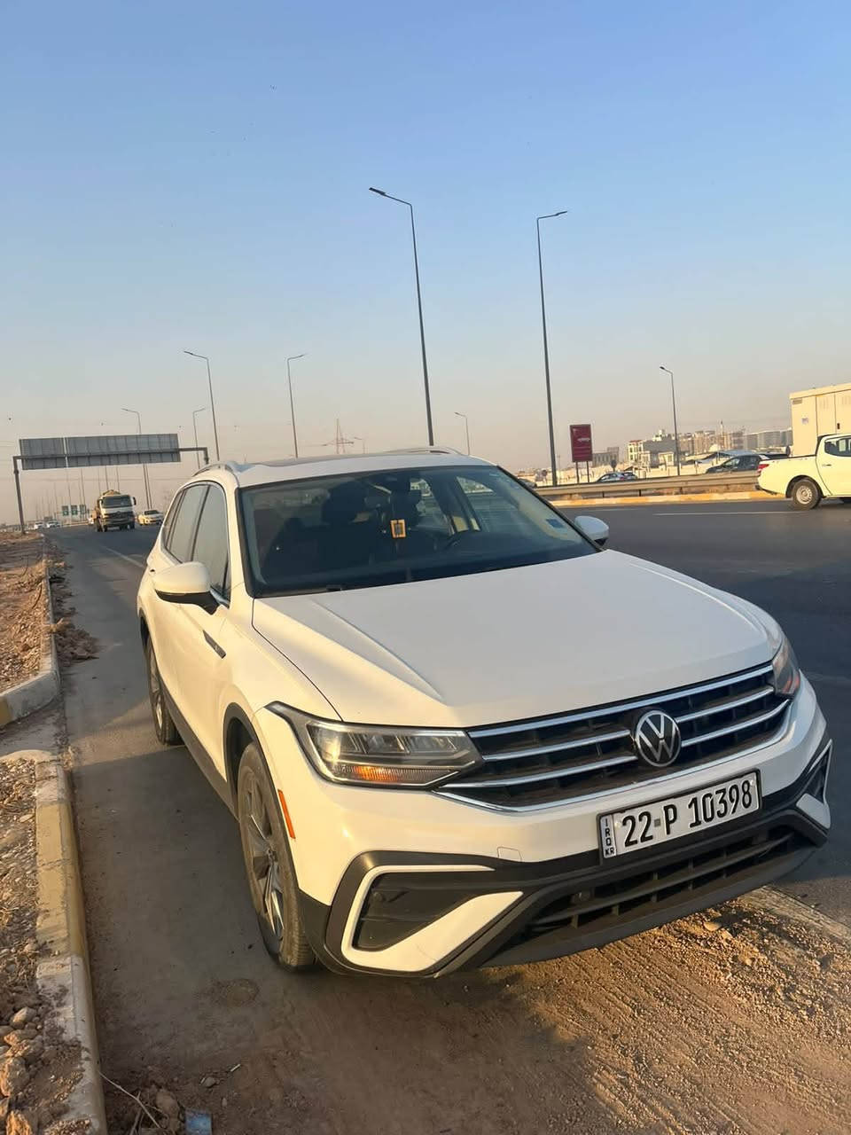 سلام عليكم
Tiguan 2022 se r line 

للبيع 

الحادث موضح بالصور 

190 و بيها شوية مجال 

*********** العنوان / اربيل 

ماشية ١٠٠ الف كيلو

نص مكتوب في الصور:
- 10:29 LTE en.bidfax.info 000-38977697-03/19/2024 - IAA Inc.