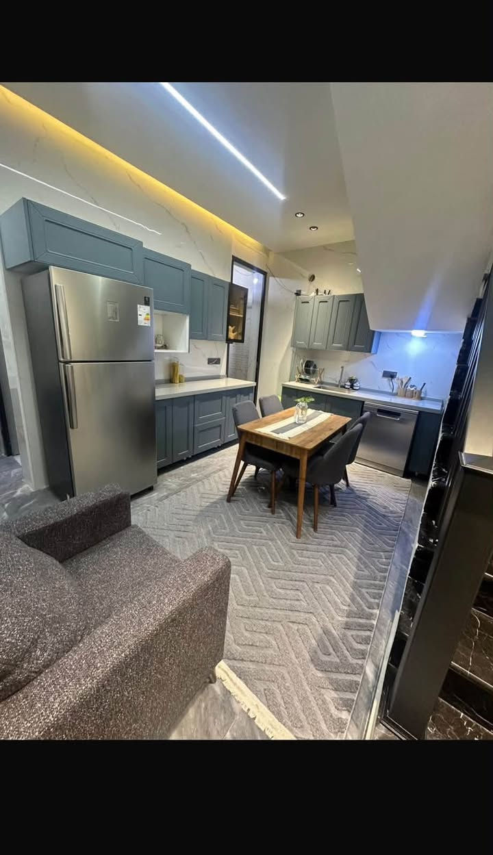 🏠 بيت جديد للإيجار في السيدية
📐 المساحة: 50 متر
🛏️ 3 غرف نوم
🛋️ صالة
🍳 مطبخ
🚿 خدمات

📍 الموقع: السيدية – مربع وصال شوقي
💰 الإيجار: 750 ألف

📞 للاستفسار:
***********
***********

🏢 مكتب الرواد للتطوير العقاري
