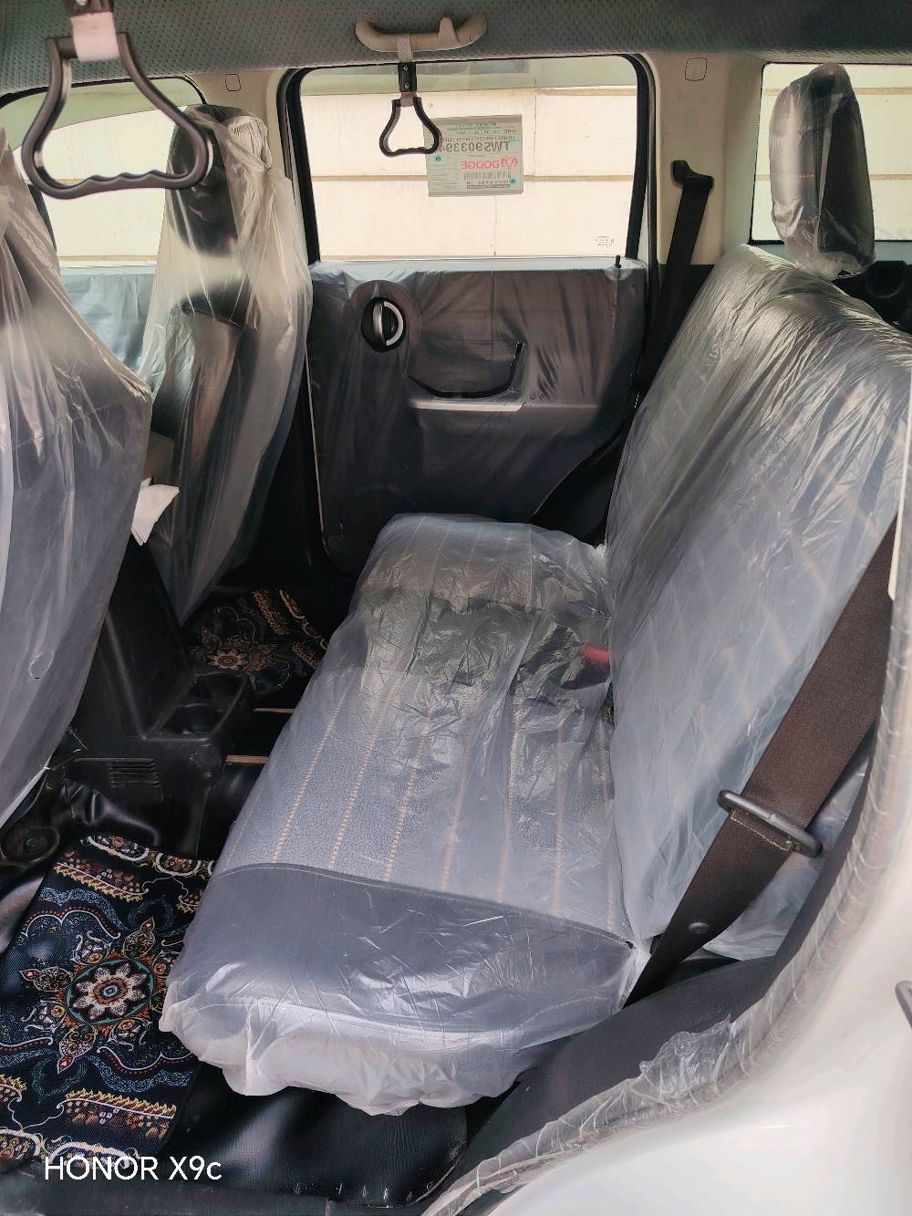 للبيع دوج نيترو 2011 - SXT فول مواصفات - سيارة بلادية ونظيفة كلش
🚙 النوع: Dodge Nitro SXT 2011

🎨 اللون: أبيض لؤلؤي

📍 المكان: بغداد 

🔢 الرقم: 21 C سليمانيه - دولي

المواصفات والإضافات:

✅ محرك 6 سلندر 3.7 قوي واقتصادي

✅ ويل 20 رياضي جديد + تايرات جديدة

✅ دعامية أمامية وحش + دعامية خلفية كروم + هوك سحب

✅ روف راك + كشافات LED فوق

✅ دواسات جانبية نيكل

✅ فتحة بونيد رياضية + كت أحمر مميز

✅ سيارة عالية، هيبة بالشارع، ما تحتاج دينار صبغ

السيارة جاهزة من كلشي، محرك وكير وتبريد توب. سنوية جديدة. 

سعرها 110$ وبيها مجال بسيط للشراي الجاد.

للاستفسار: ***********

ملاحظة: البيع نقد أو مراوس حسب الاتفاق.

نص مكتوب في الصور:
- HONOR X9c