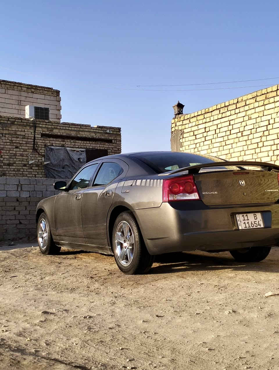 السلام عليكم جارجر 2009   للبيع بسمي تحويل ثاني يوم سياره جاهزه ما مشتغله علئ خط تخم تاير تبريد كله شغال مكان السياره بالناصريه مركز السعر 90 او بيه مجال حك للاستفسار ***********
